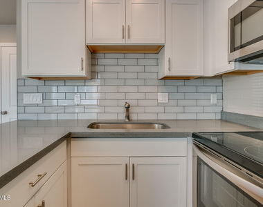 1008 S Mariana Street - Photo Thumbnail 7