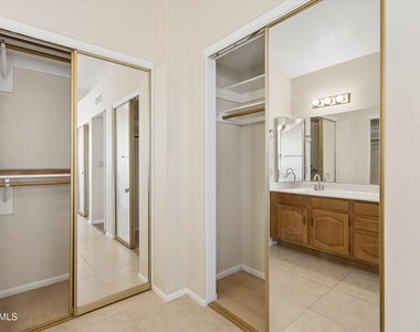 15805 N 51st Street - Photo Thumbnail 20