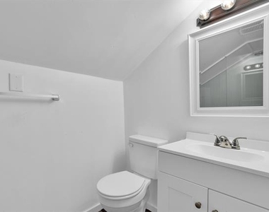 721 S First Street - Photo Thumbnail 13