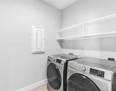 11057 Temple Gardens Trail - Photo Thumbnail 19