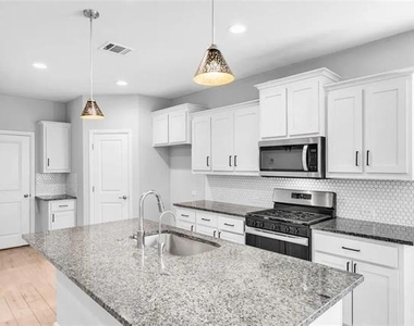 11057 Temple Gardens Trail - Photo Thumbnail 5
