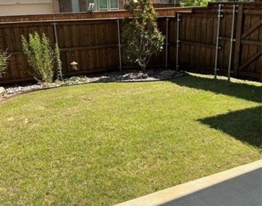 2195 English Ivy Road - Photo Thumbnail 19
