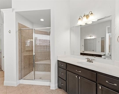 2127 Estes Park Drive - Photo Thumbnail 17