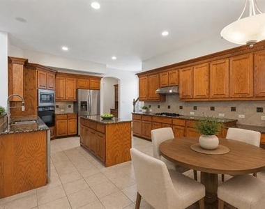 2127 Estes Park Drive - Photo Thumbnail 11