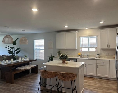 1945 Javelina Street - Photo Thumbnail 14