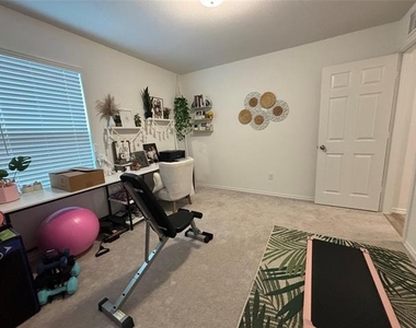 1945 Javelina Street - Photo Thumbnail 28