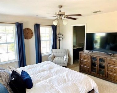 3105 Carlisle Street - Photo Thumbnail 10