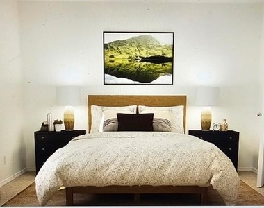 1121 Desert Willow - Photo Thumbnail 24