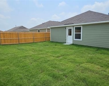 1121 Desert Willow - Photo Thumbnail 2