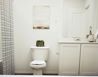 1121 Desert Willow - Photo Thumbnail 22