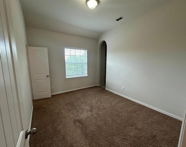 5660 Domer Drive - Photo Thumbnail 25