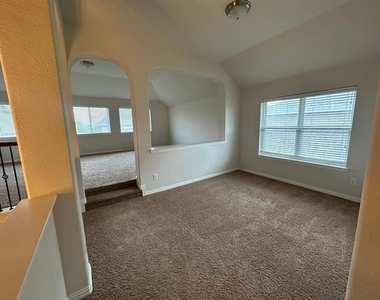 5660 Domer Drive - Photo Thumbnail 28