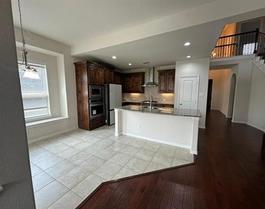 5660 Domer Drive - Photo Thumbnail 12