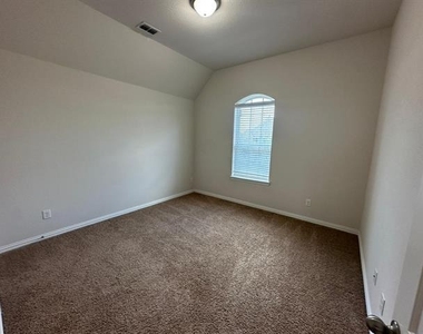 5660 Domer Drive - Photo Thumbnail 27