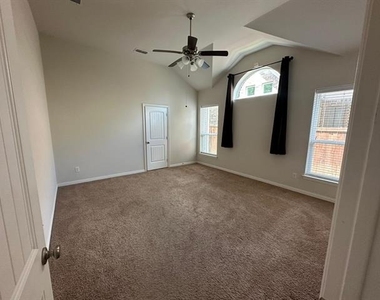 5660 Domer Drive - Photo Thumbnail 19