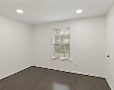 6502 Howard Avenue - Photo Thumbnail 8