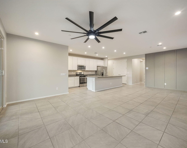 31382 N 130th Avenue - Photo Thumbnail 5