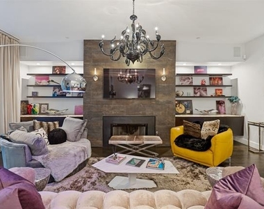 3633 Brown Street - Photo Thumbnail 5