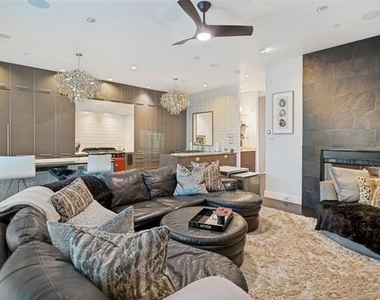 3633 Brown Street - Photo Thumbnail 14