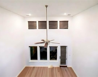 3205 Lapis Lane - Photo Thumbnail 6