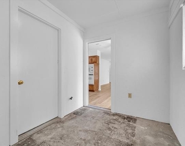 1205 Fairhaven Drive - Photo Thumbnail 28