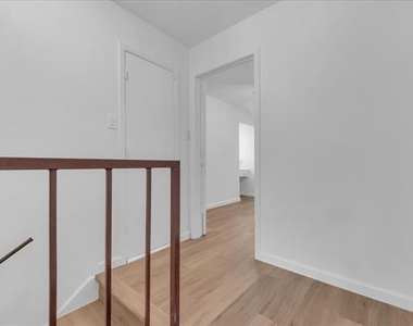 1205 Fairhaven Drive - Photo Thumbnail 18
