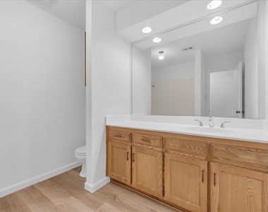 1205 Fairhaven Drive - Photo Thumbnail 12