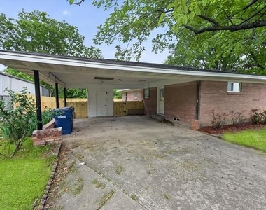 801 S Tennessee Street - Photo Thumbnail 16