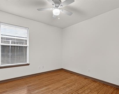 1412 Paco Trail - Photo Thumbnail 10