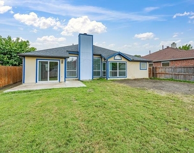 7609 Albany Lane - Photo Thumbnail 32