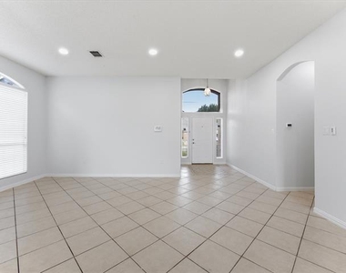7609 Albany Lane - Photo Thumbnail 22