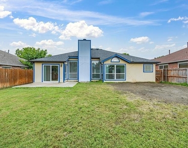 7609 Albany Lane - Photo Thumbnail 34