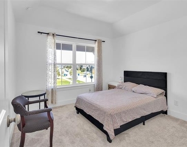 1220 Lady Mantle Way - Photo Thumbnail 26