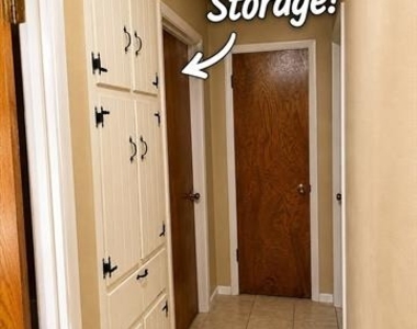 2240 Shady Meadow Drive - Photo Thumbnail 8
