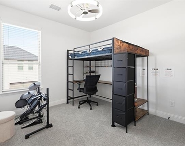 2532 Campden Mews - Photo Thumbnail 19