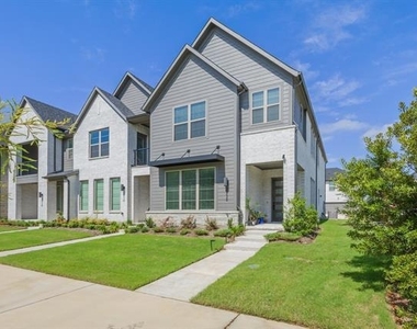 2532 Campden Mews - Photo Thumbnail 21