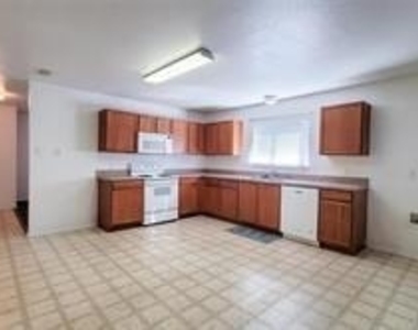 5727 Hunters Bend Lane - Photo Thumbnail 5