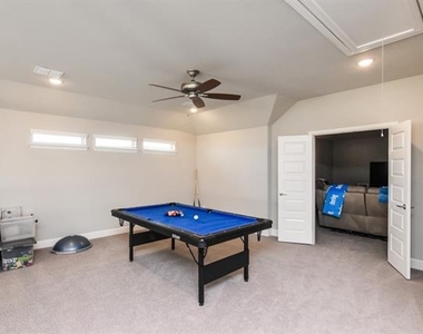 2516 Maidenhair Road - Photo Thumbnail 16
