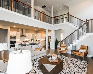 2516 Maidenhair Road - Photo Thumbnail 6