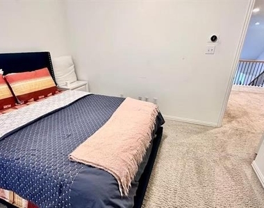1237 Tioga Drive - Photo Thumbnail 3