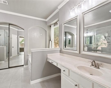 362 Spring Meadow Drive - Photo Thumbnail 17