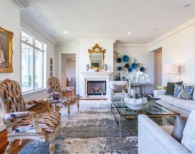 2525 N Pearl Street - Photo Thumbnail 6