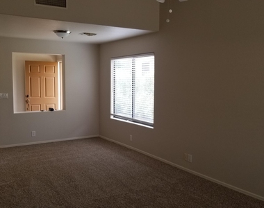 13834 N Cambria Drive - Photo Thumbnail 1