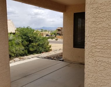 13834 N Cambria Drive - Photo Thumbnail 8