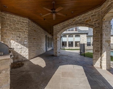 6416 Dykes Way - Photo Thumbnail 3
