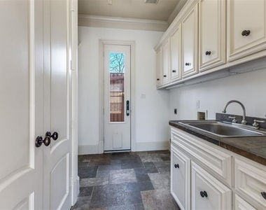 6416 Dykes Way - Photo Thumbnail 14
