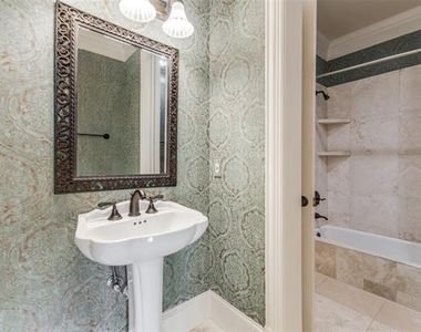 6416 Dykes Way - Photo Thumbnail 13