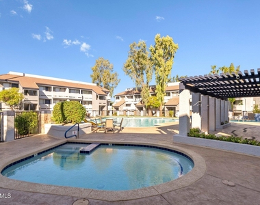 1331 W Baseline Road - Photo Thumbnail 17