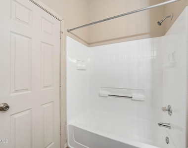 1331 W Baseline Road - Photo Thumbnail 13