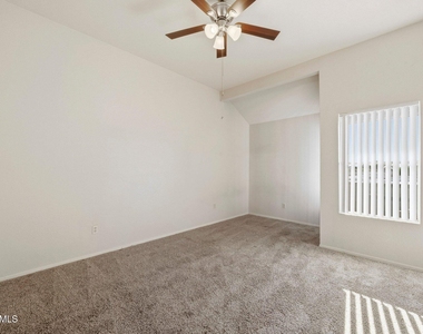 1331 W Baseline Road - Photo Thumbnail 15